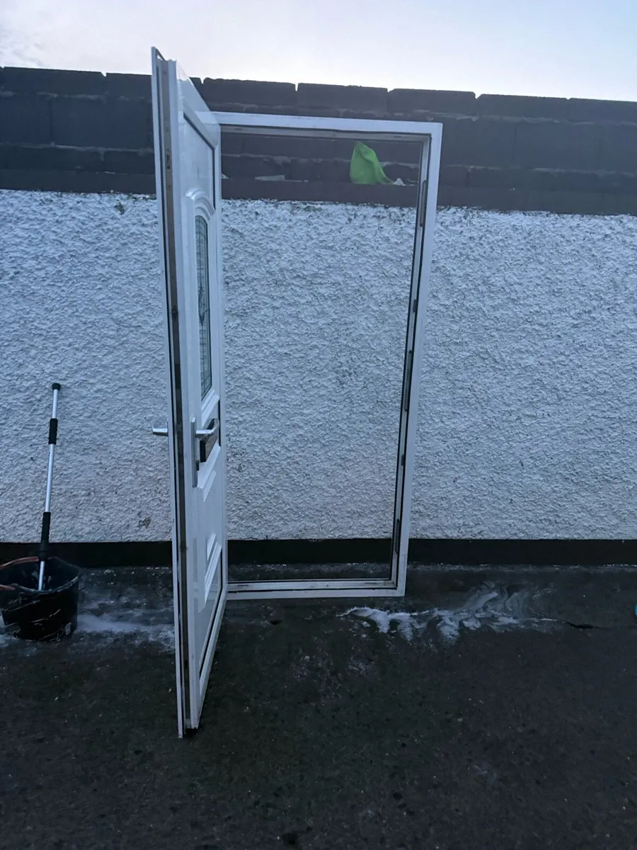 Pvc front door - Image 4