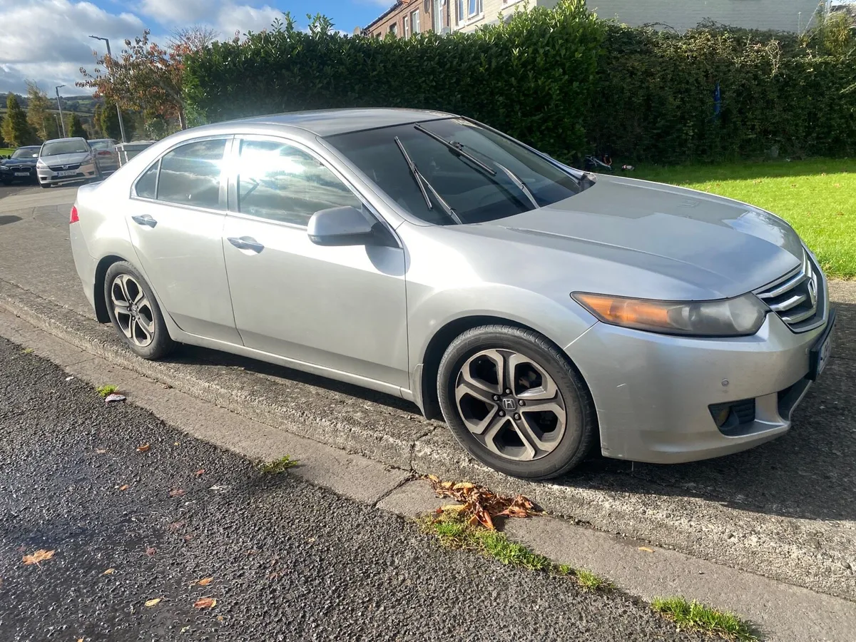 2009 Honda accord automatic - Image 3