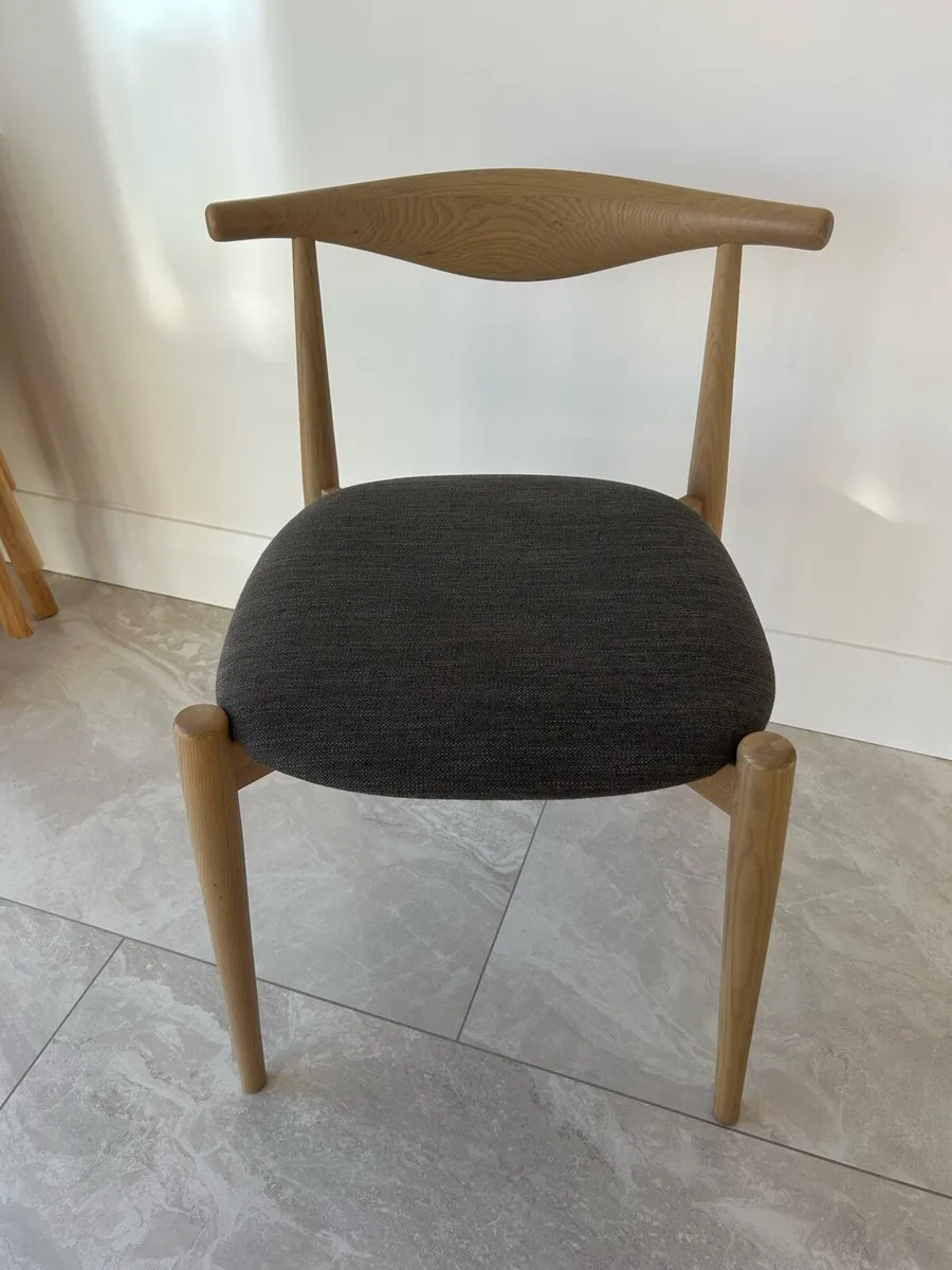 Dining chairs - Image 1