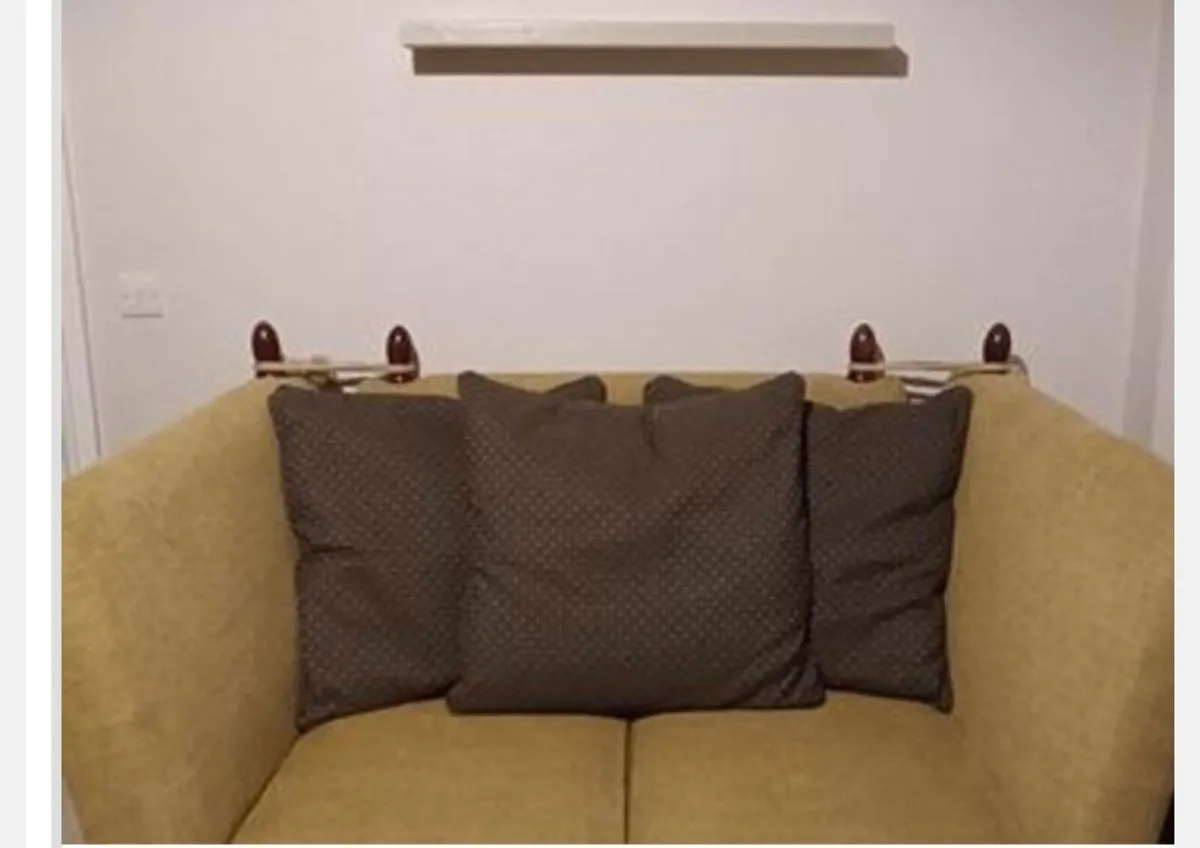 Furniture - Drop Arm Knowle Couch