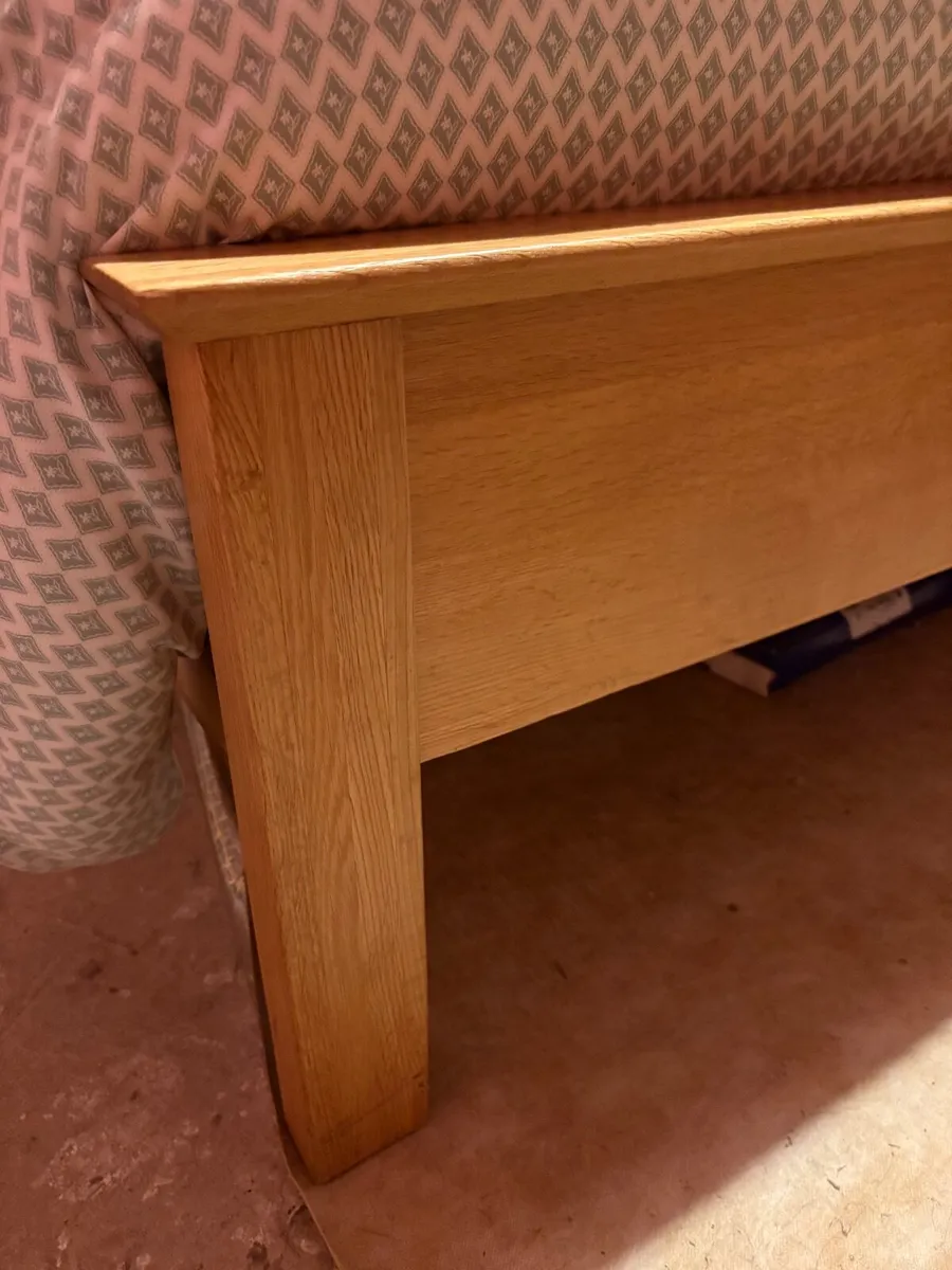 Double Bed - Image 3