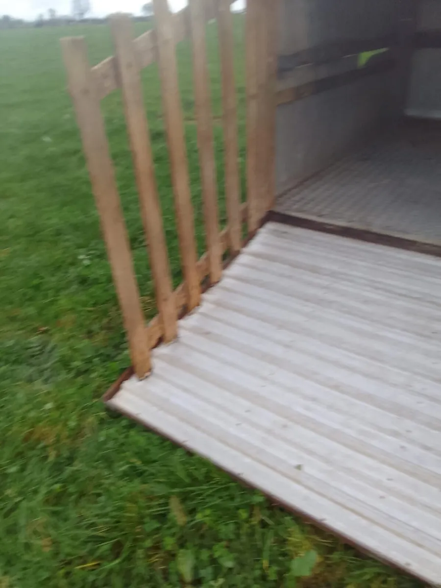 Cattle trailer - Image 3