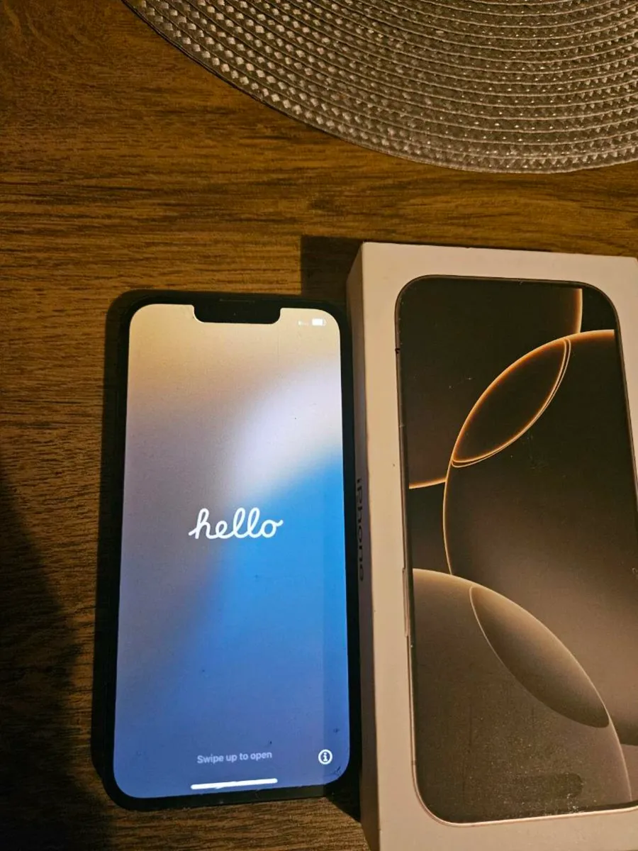 IPhone 13 - Image 1