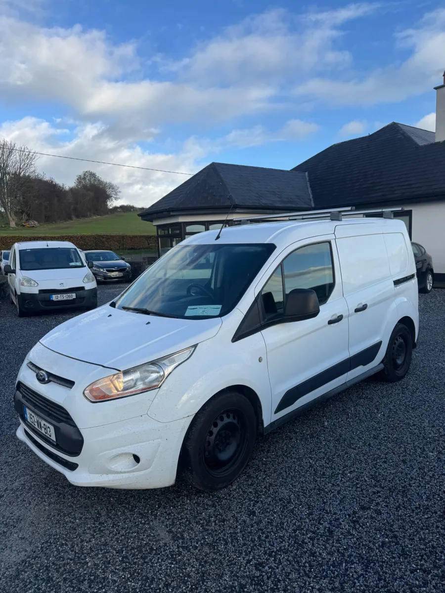 Ford Transit Connect 2015 new doe low km - Image 3