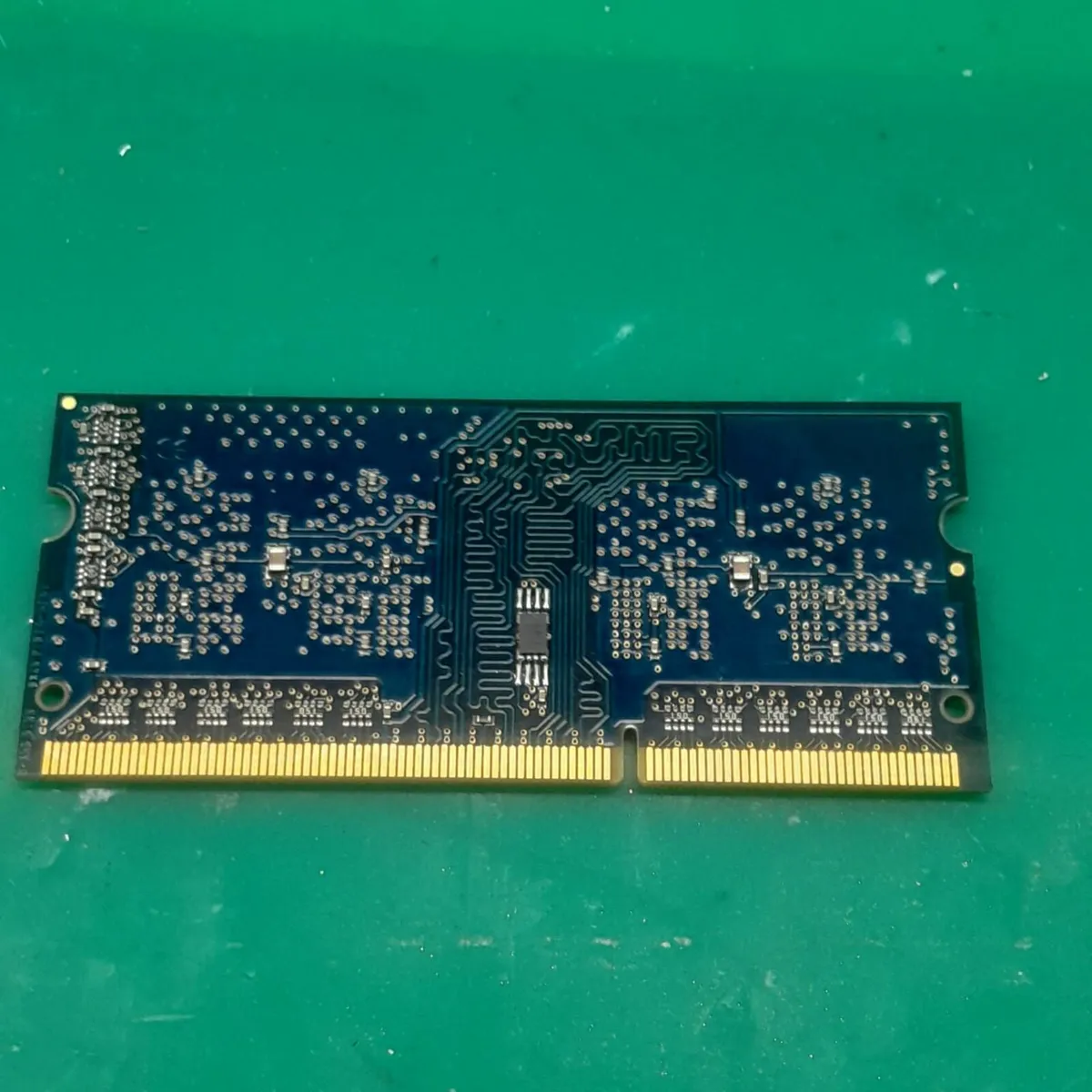 2GB RAM DDR3 1600 MHz 1Rx8 PC3-12800S  5 pieces - Image 2