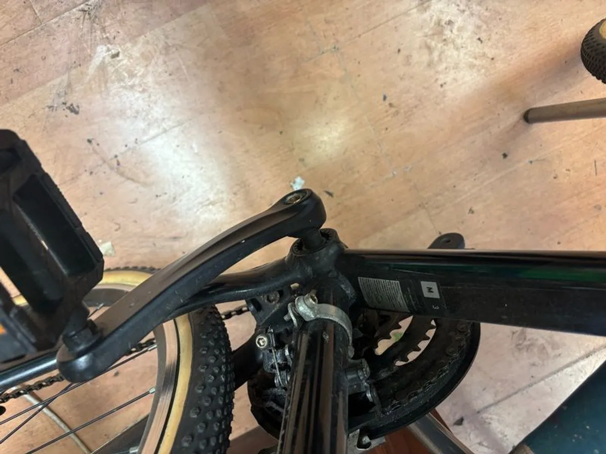 Giant Escape Medium - Image 2