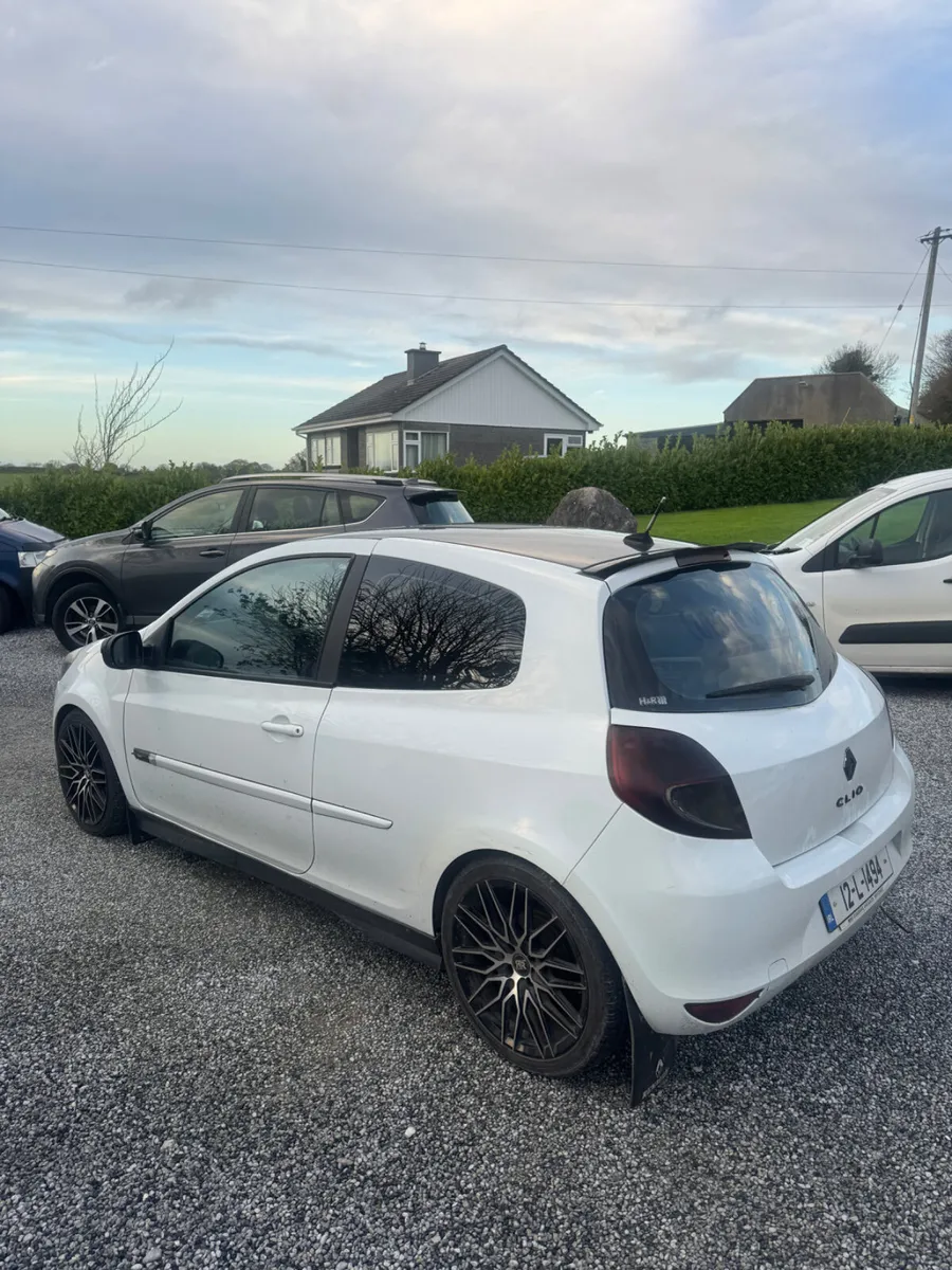 Renault Clio 2012 nct 08 26 low milage - Image 3
