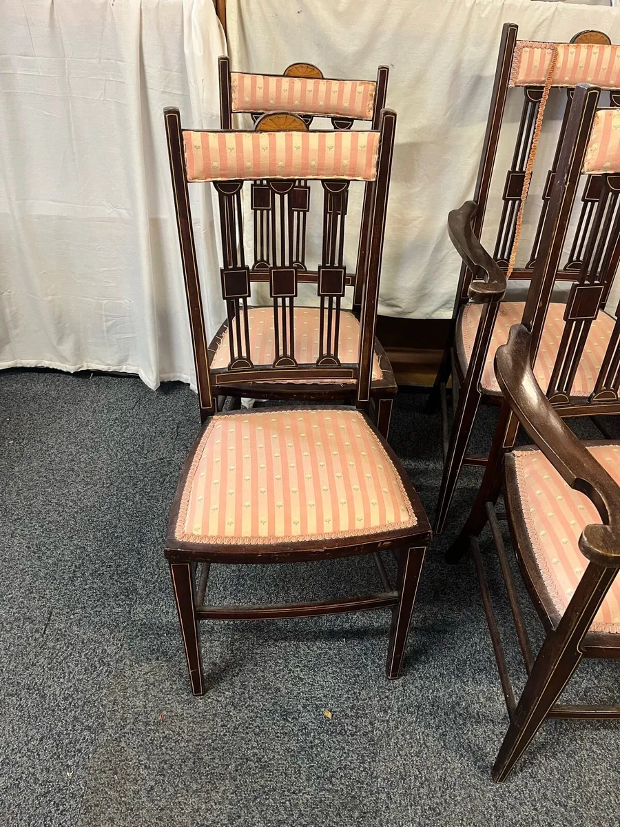 Dining room chairs and a couch - Image 2