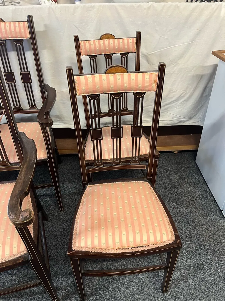 Dining room chairs and a couch - Image 4