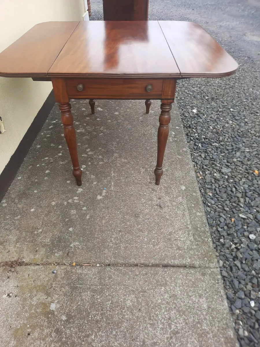 Antique Pembroke table - Image 3