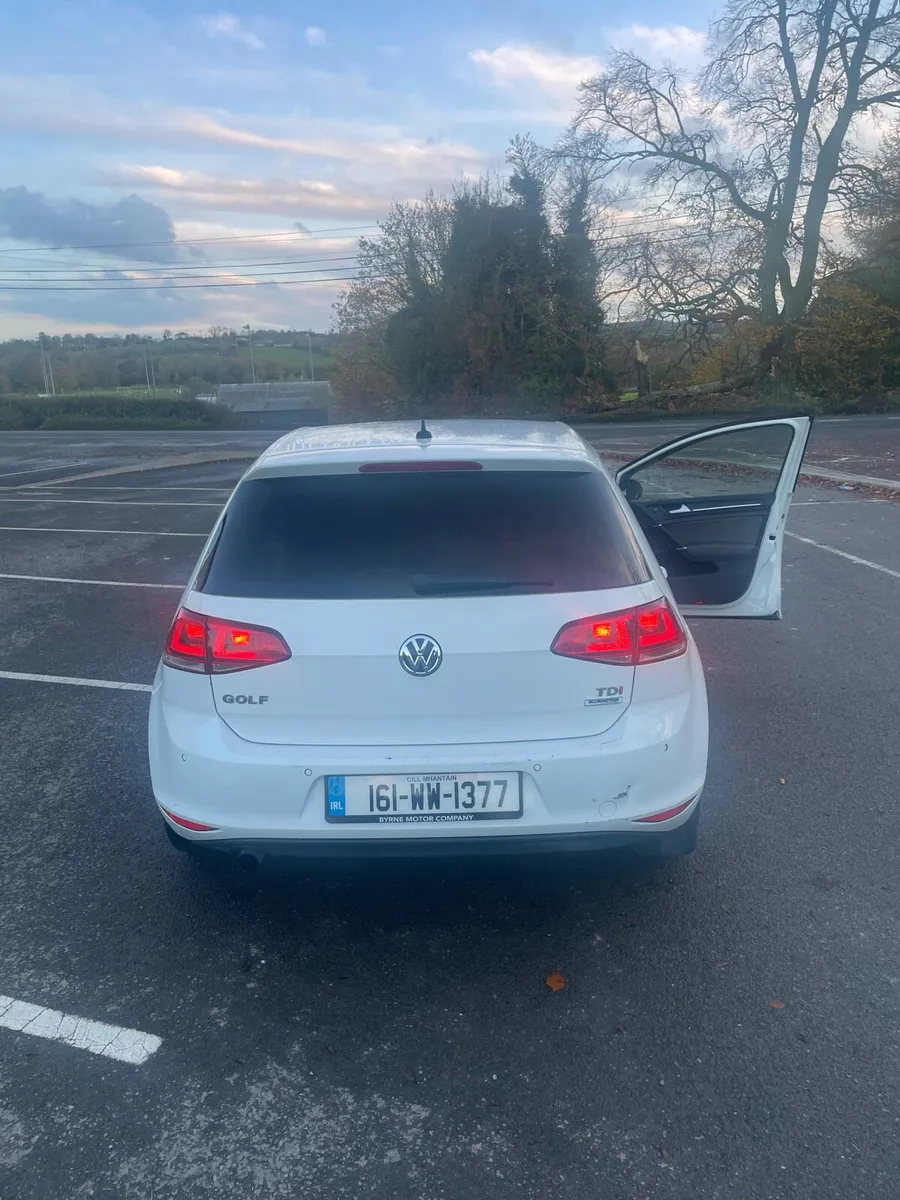 161 Volkswagen Golf Highline, high spec - Image 3
