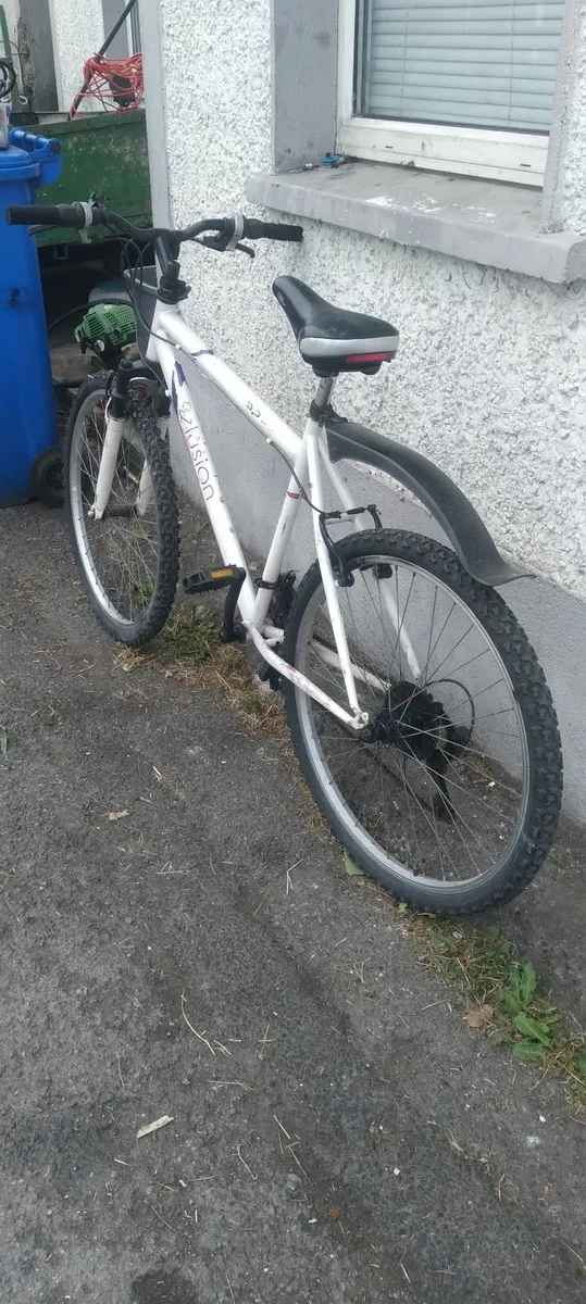 26inch bike all working fine tyers perfect - Image 2