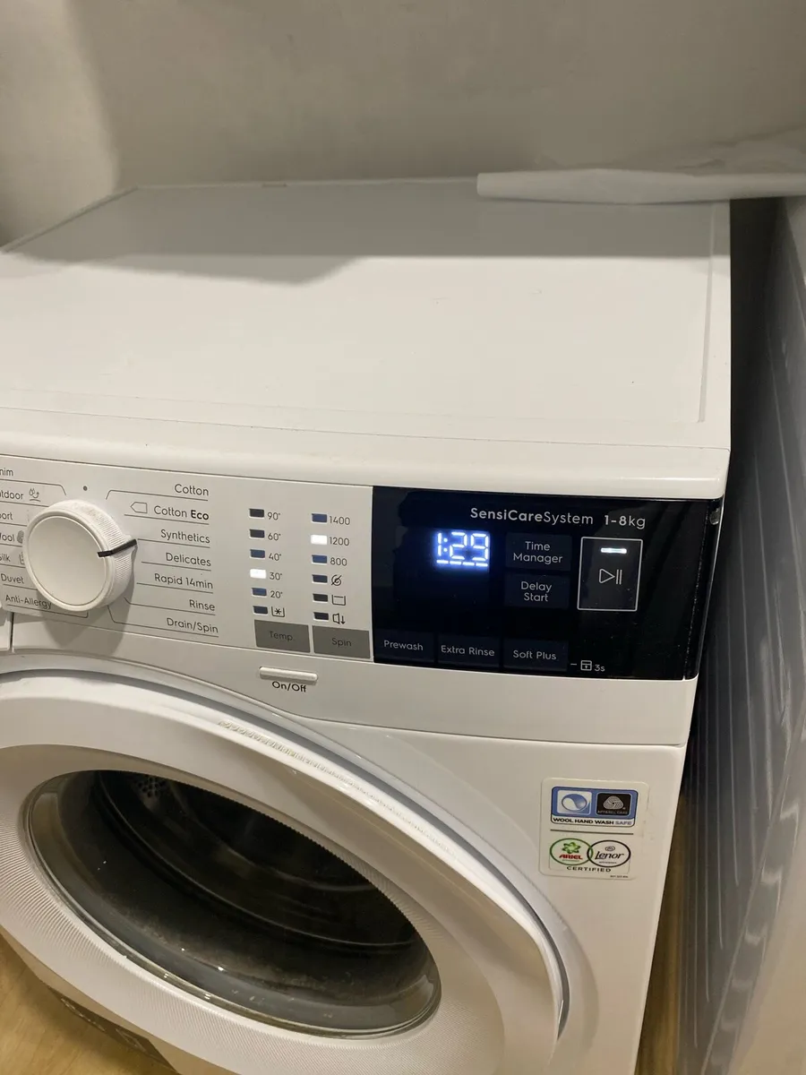 Washing machine - Image 2