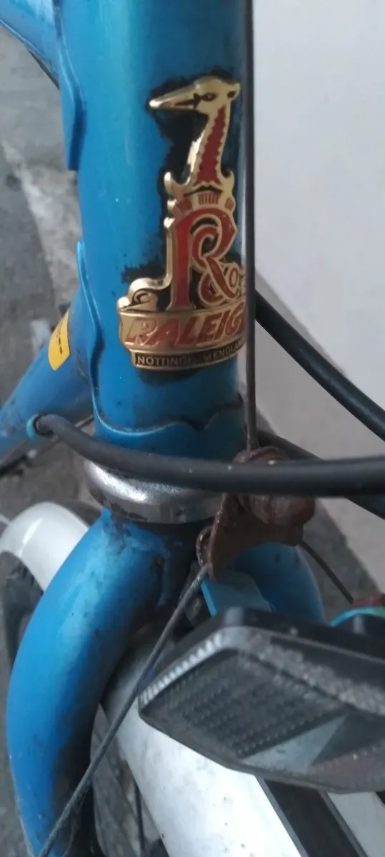 Raleigh bike 28inch read add no offers - Image 2