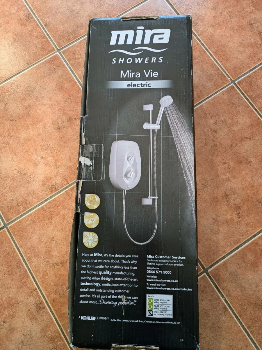 Electric shower - Image 2