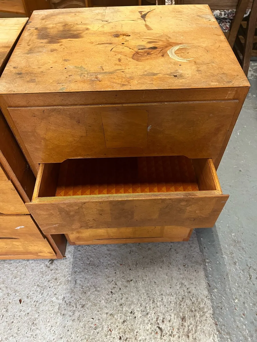 Chest of drawer - Image 2