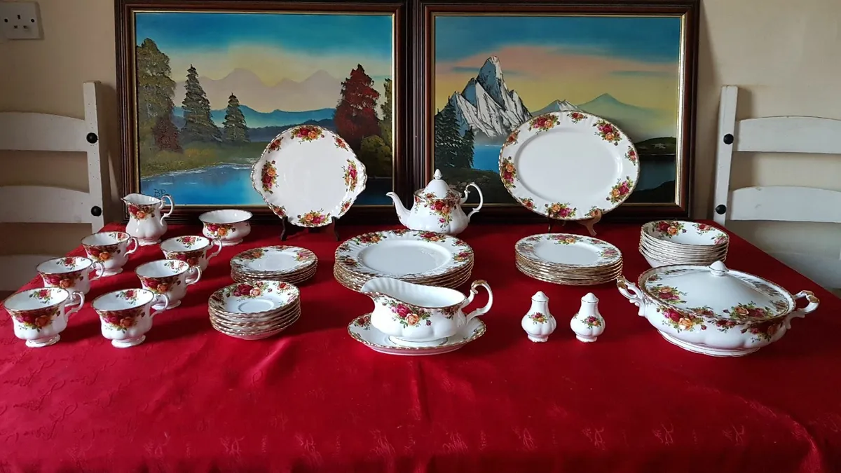 46Pc.Royal Albert Old Country Roses Dinner&Tea Set - Image 3