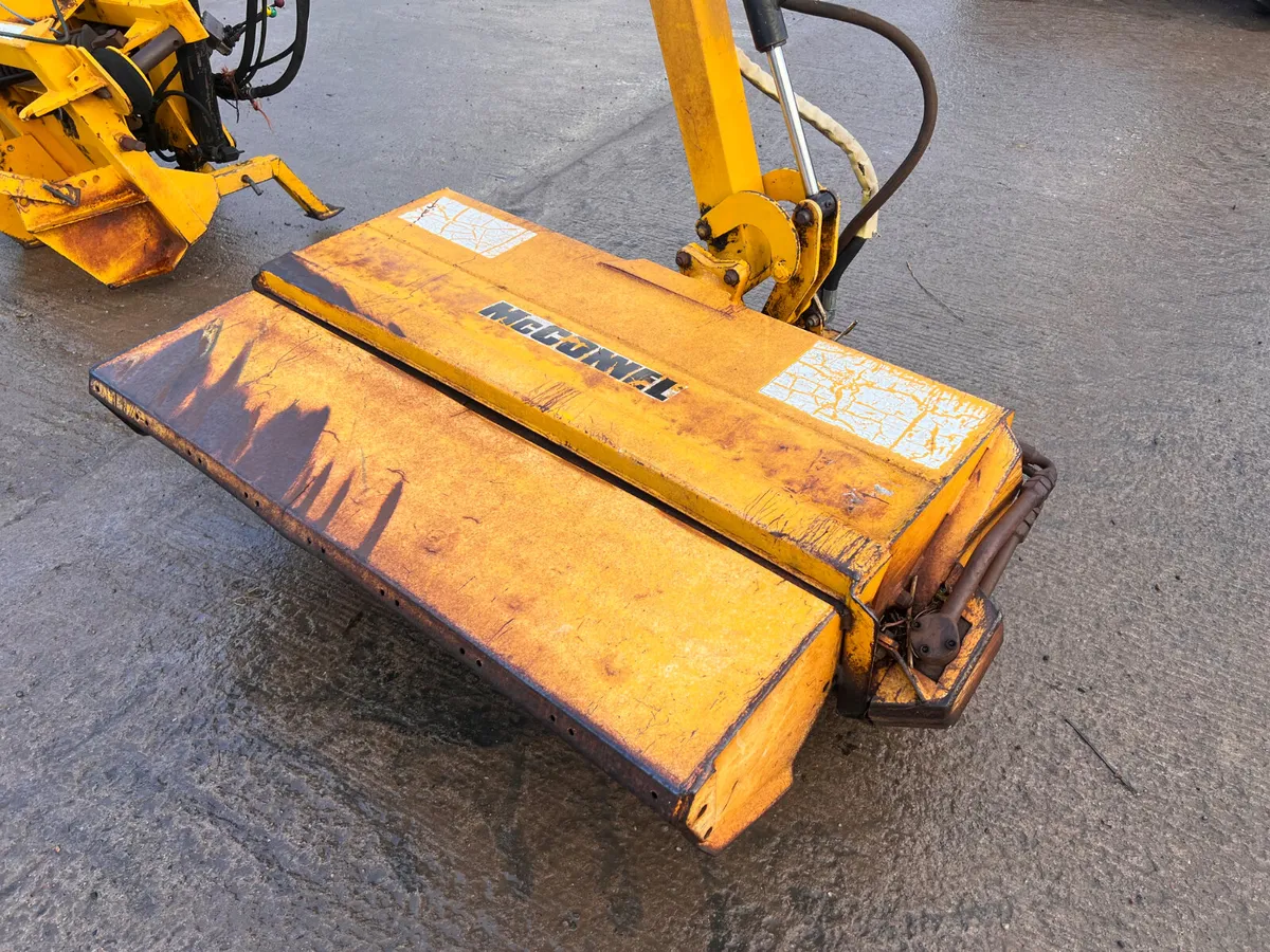 McConnel PA93 Hedgecutter - Image 2