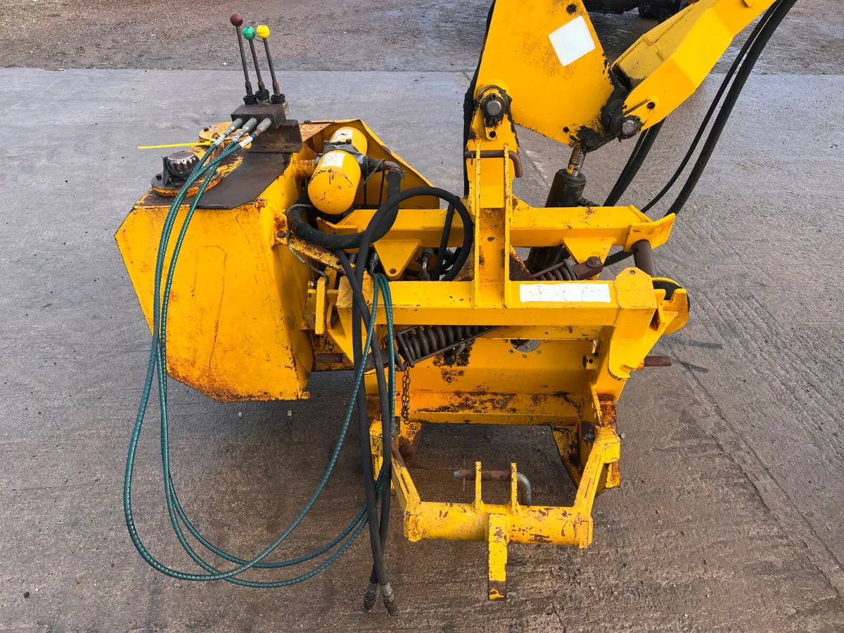 McConnel PA93 Hedgecutter - Image 3