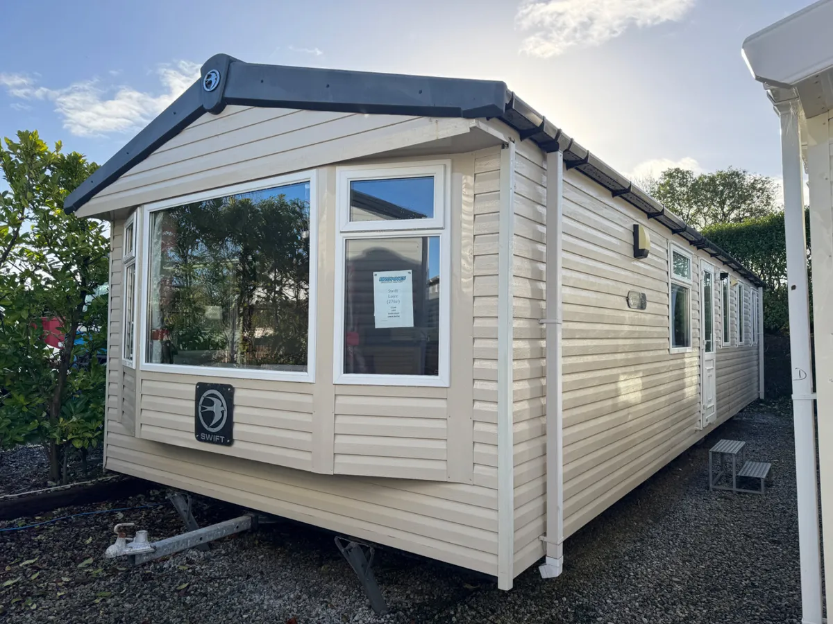 Swift Loire 35x12 3 Bed - Image 1