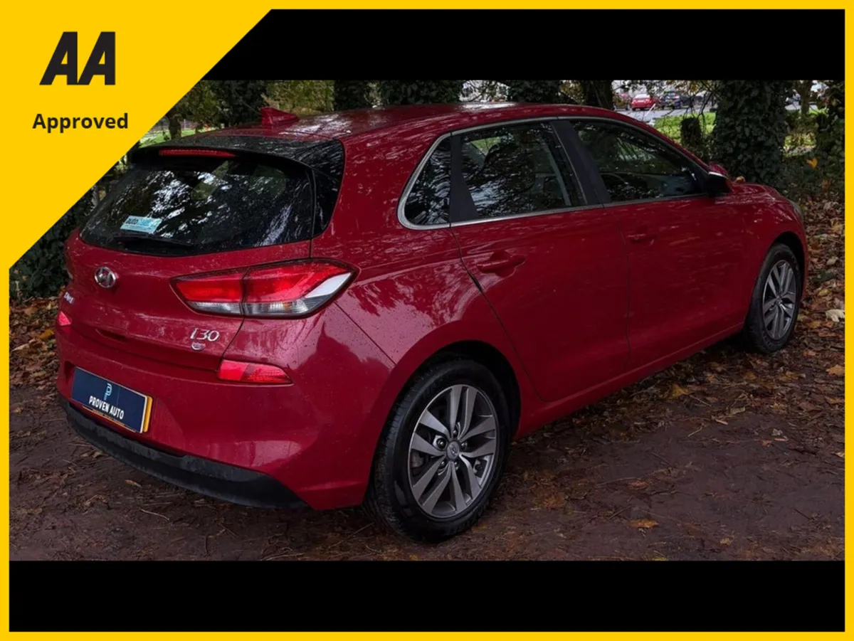 Hyundai i30 SE NAV 1.6CRDI  *1 YEAR UNLIMITED MILE - Image 4