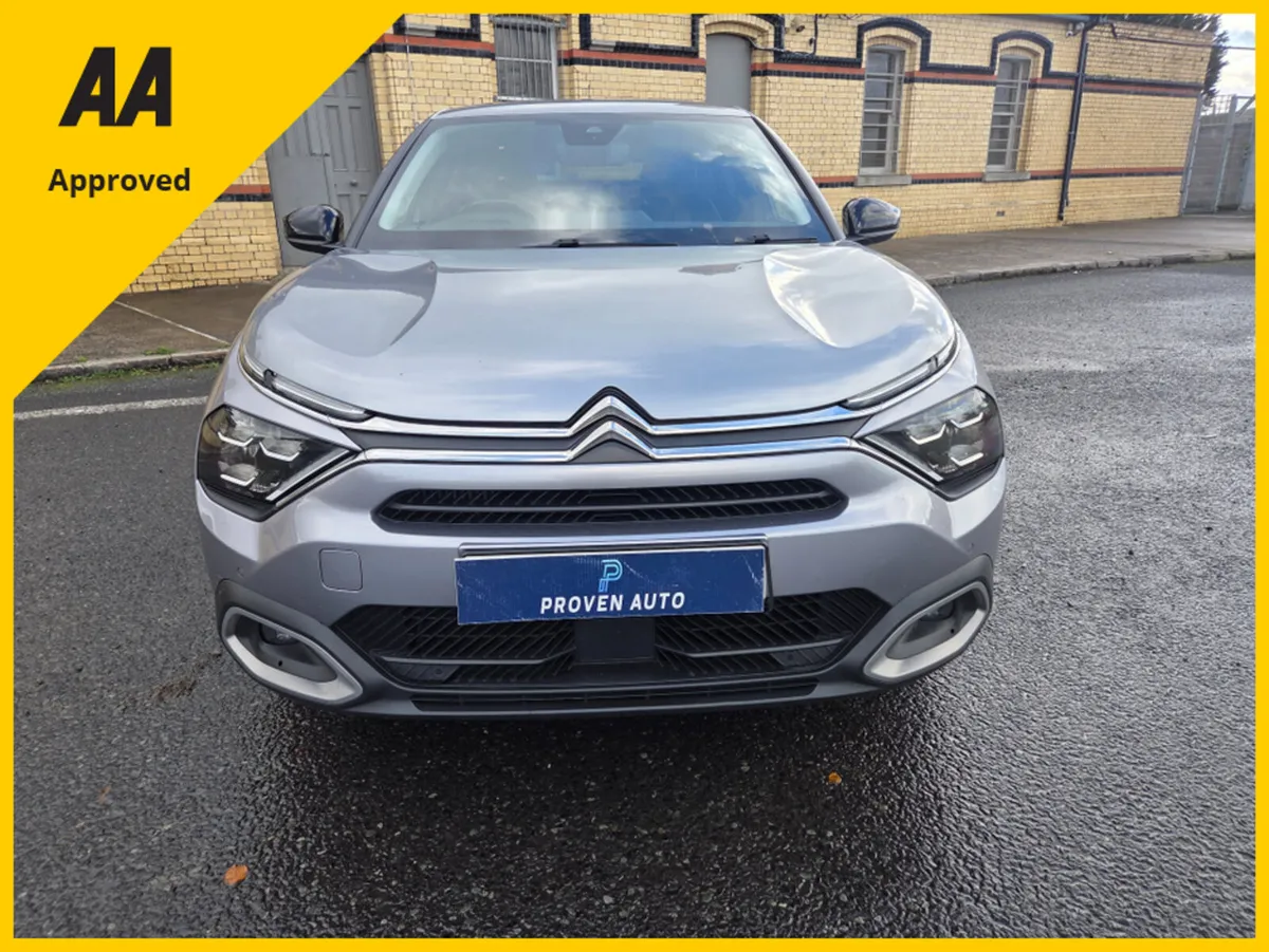 Citroen C4 SHINE 1.5BLUE HDI  *1 YEAR UNLIMITED MI - Image 2