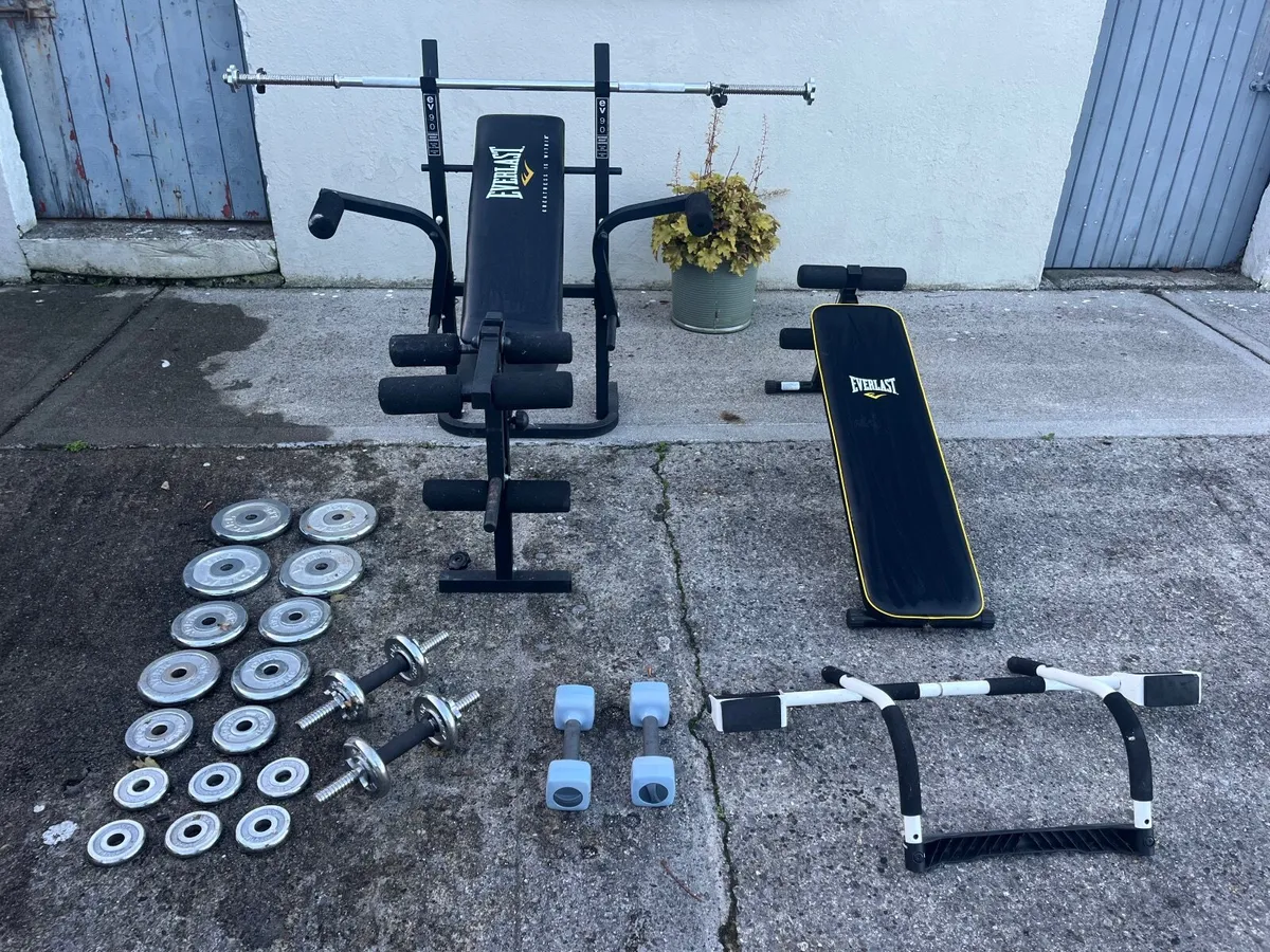 Home Gym - Bench , 40kg Weights & More !! - Image 4