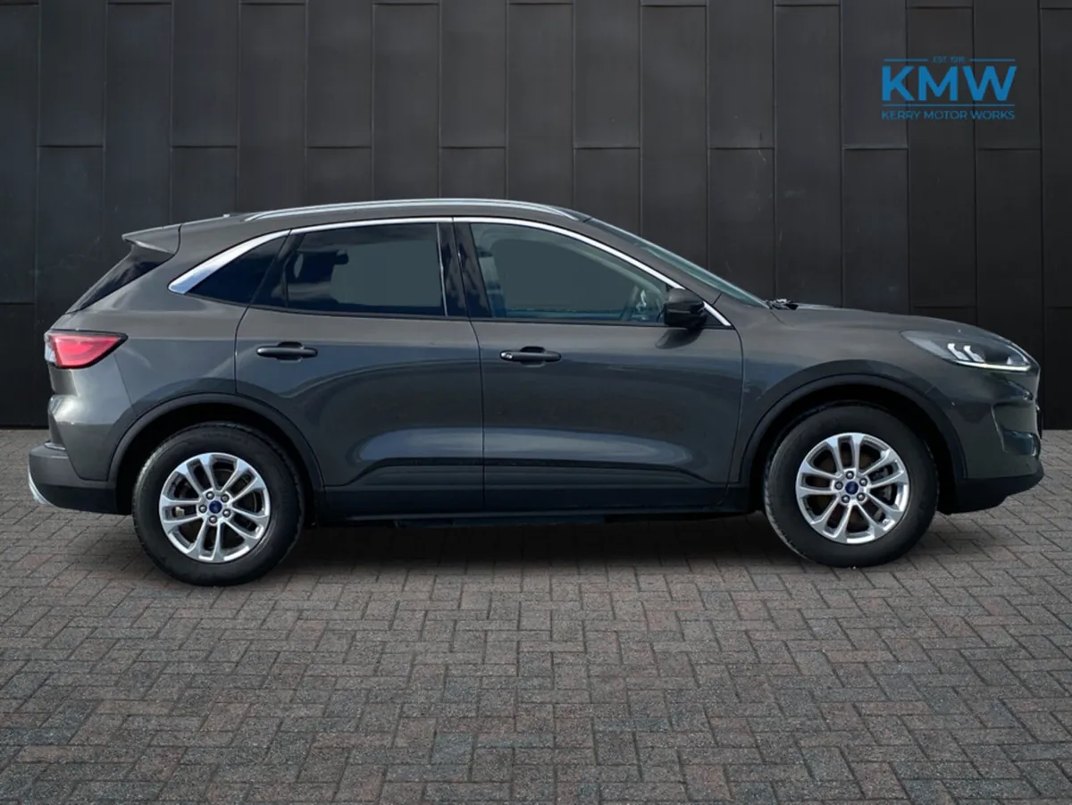 Ford Kuga Titanium PHEV 225BHP - Image 4