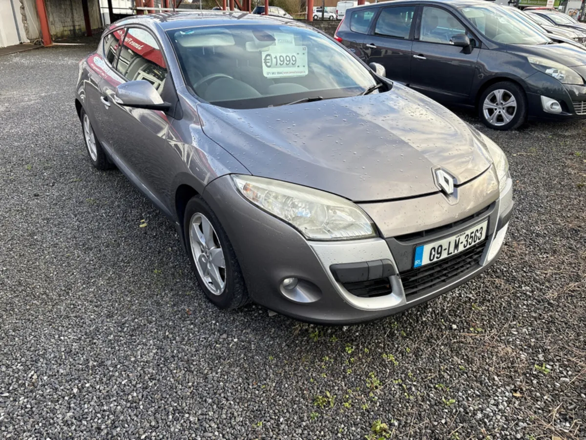 Renault Megane 1.6 VVT DYNAMIQUE 3DR - Image 1
