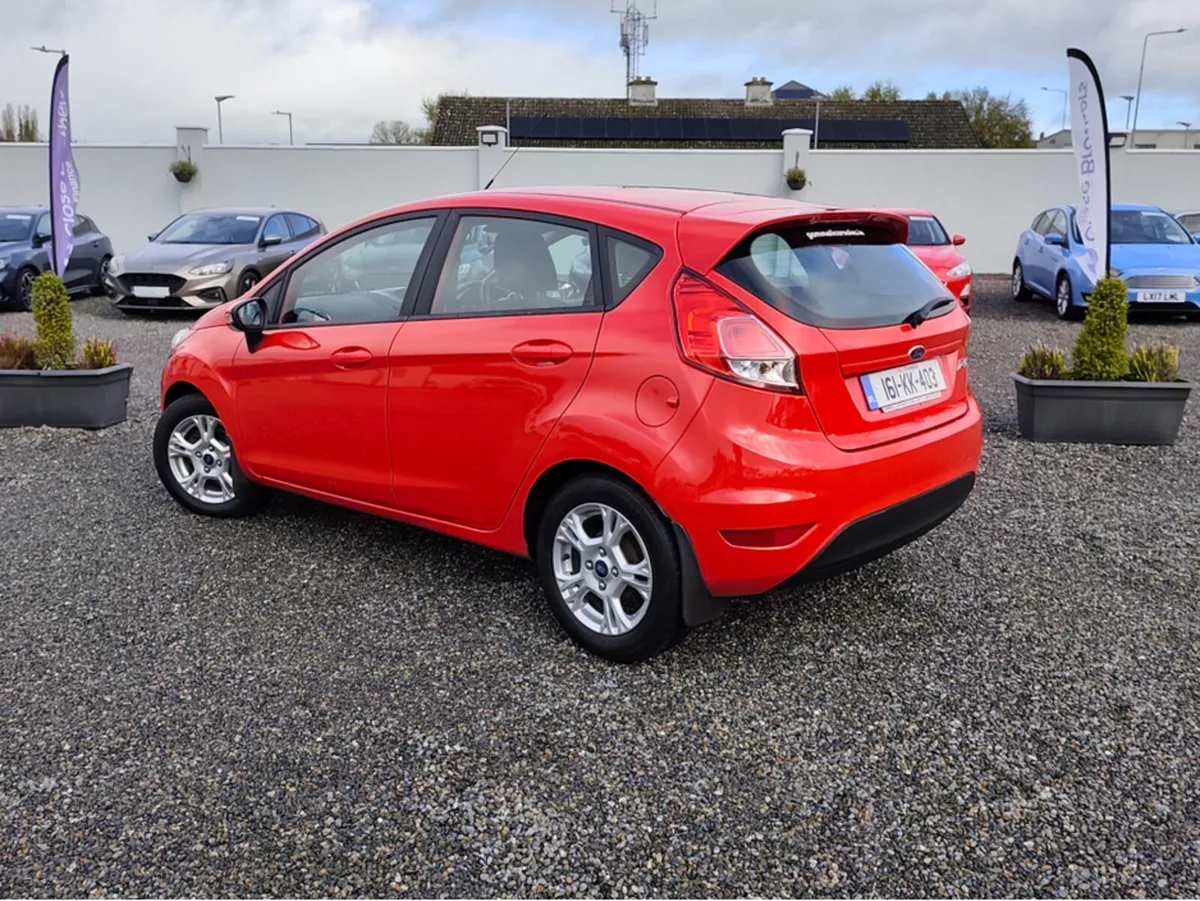 Ford Fiesta €35 P/W ZETEC 1.0 65PS M5 4DR MCA - Image 4