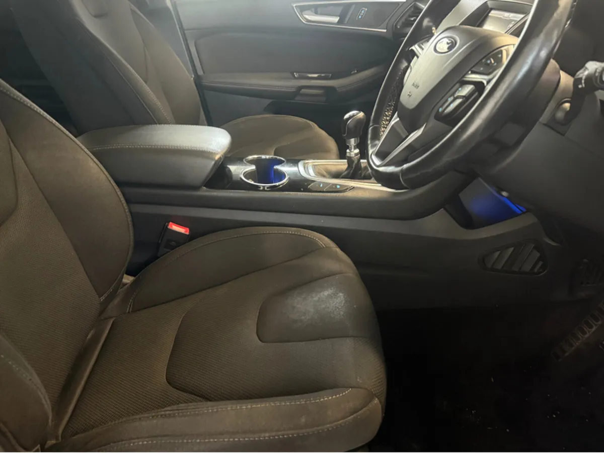 Ford S-Max 2.0 TDCI TITANIUM 150PS 7 seater - Image 2