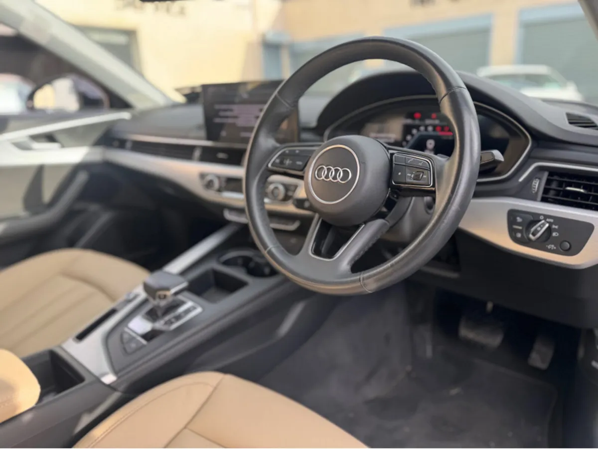 Audi A4 TECHNIK 35 TFSI - Image 4