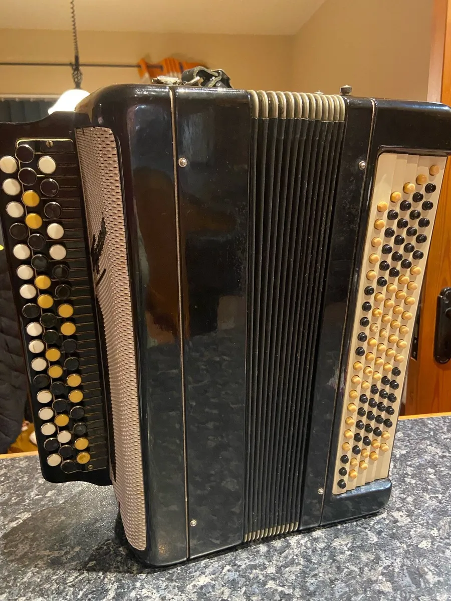 Button Key Accordian - Image 2