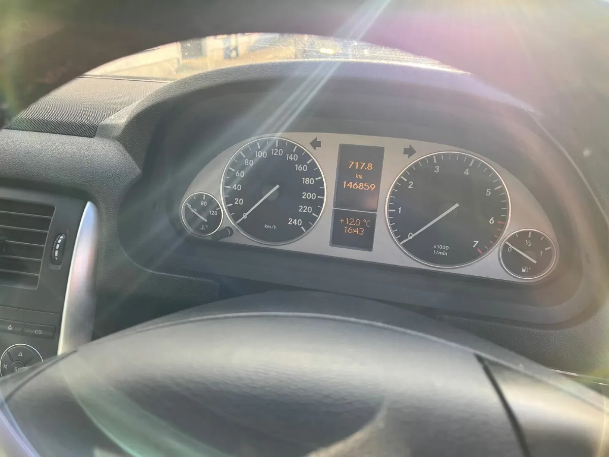 Mercedes-Benz B-Class 2009//After service - Image 3