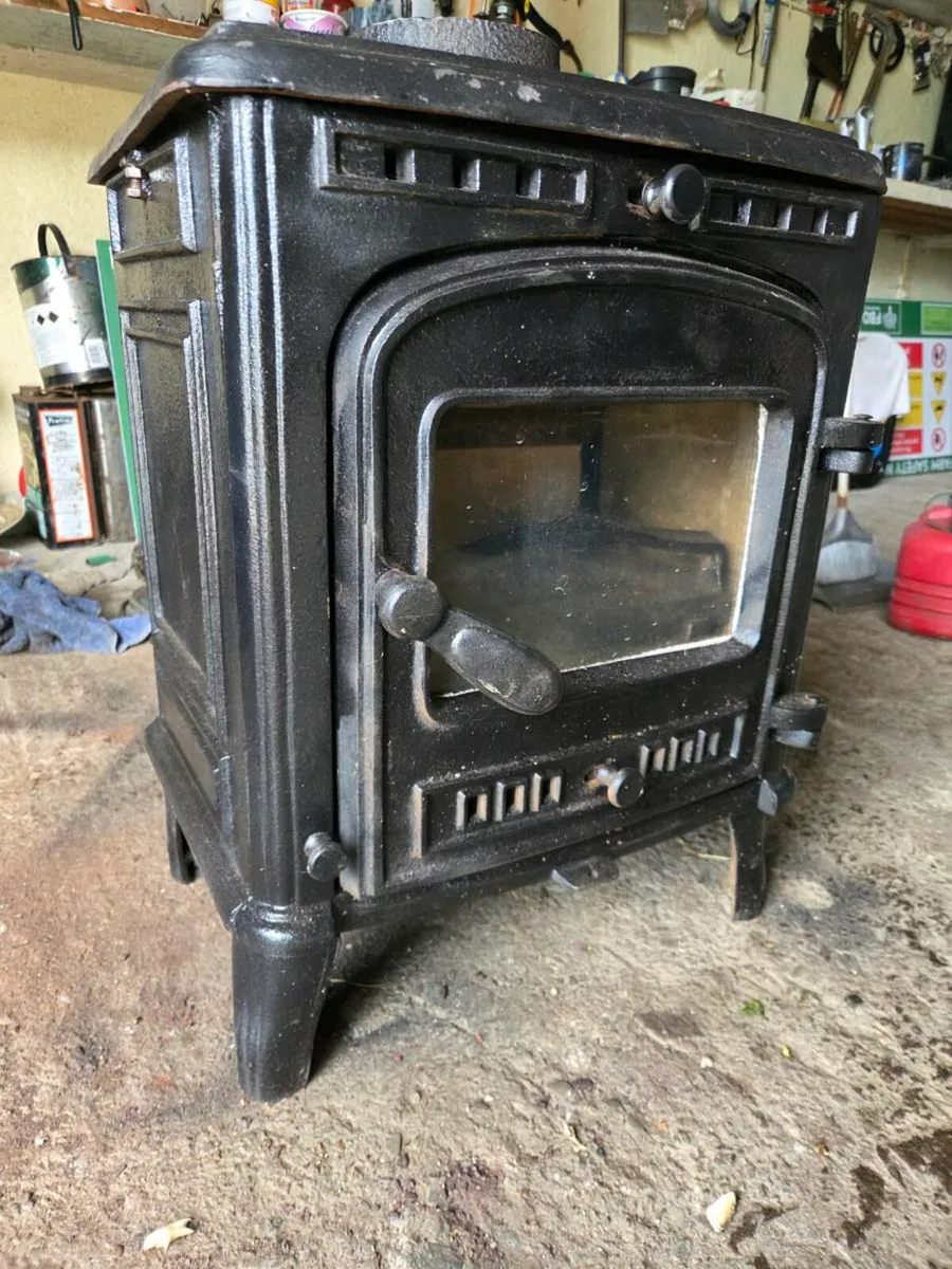 Heating Stove - Image 2