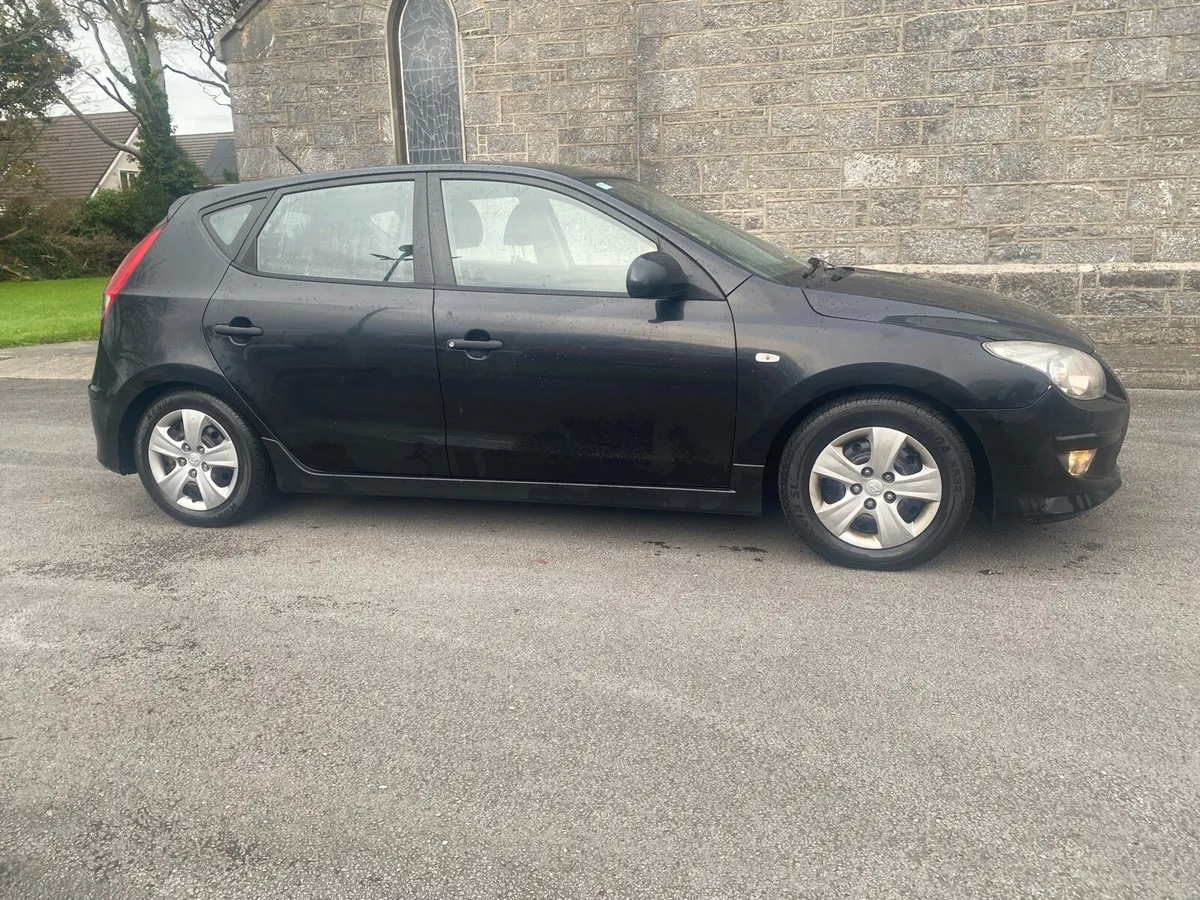 2010 Hyundai i30 1.6 Diesel - Image 2