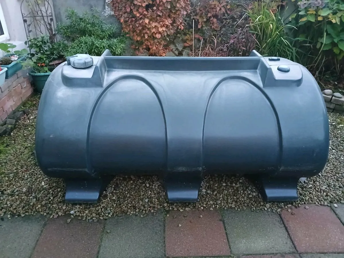 Oil tank - Image 2