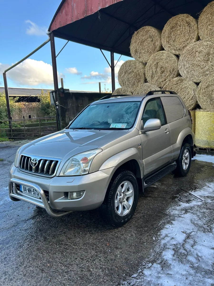 Toyota Land Cruiser 2004 - Image 1