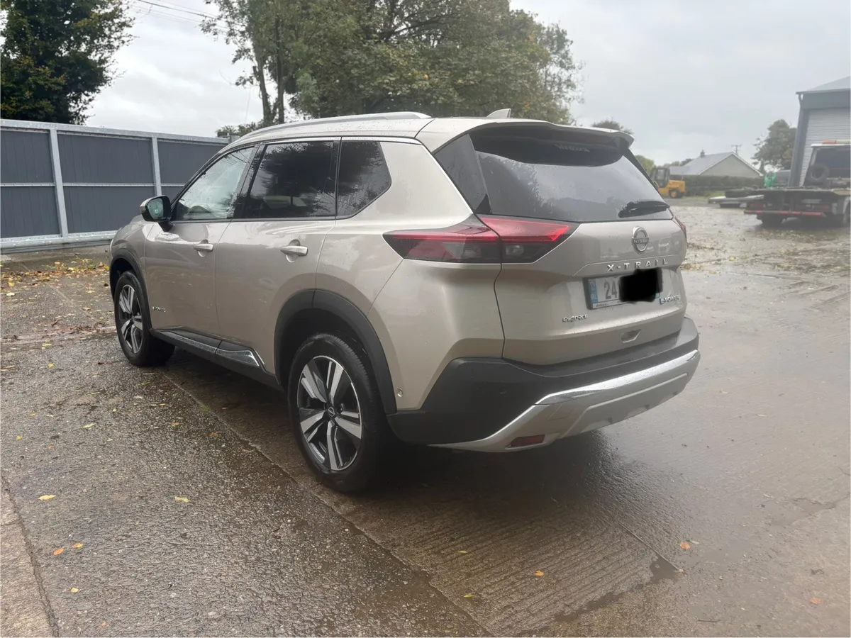 2024 Nissan Xtrail 7 seater - Image 4