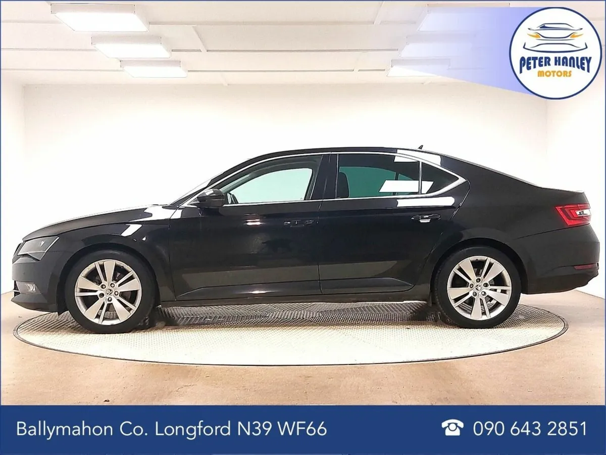 Skoda Superb Superb Se L Executive Tdi S-A  SE L E - Image 4