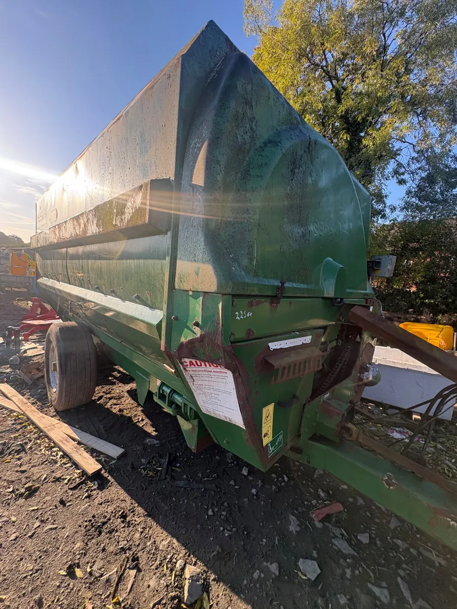 Keenan k160 diet feeder - Image 1