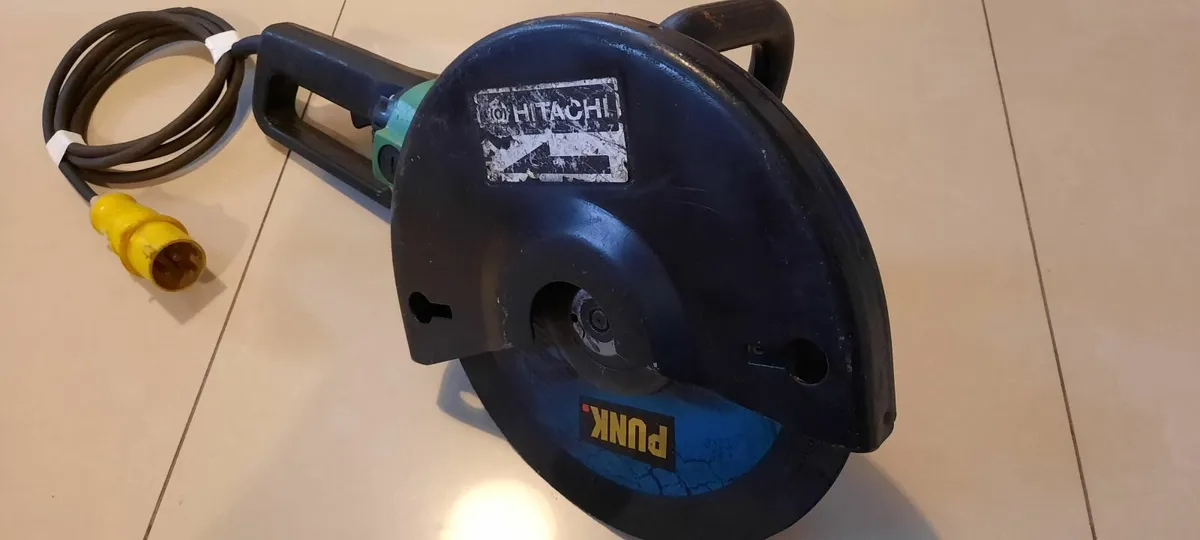 Hitachi CC12Y 305mm Stone Saw 110v - Image 1