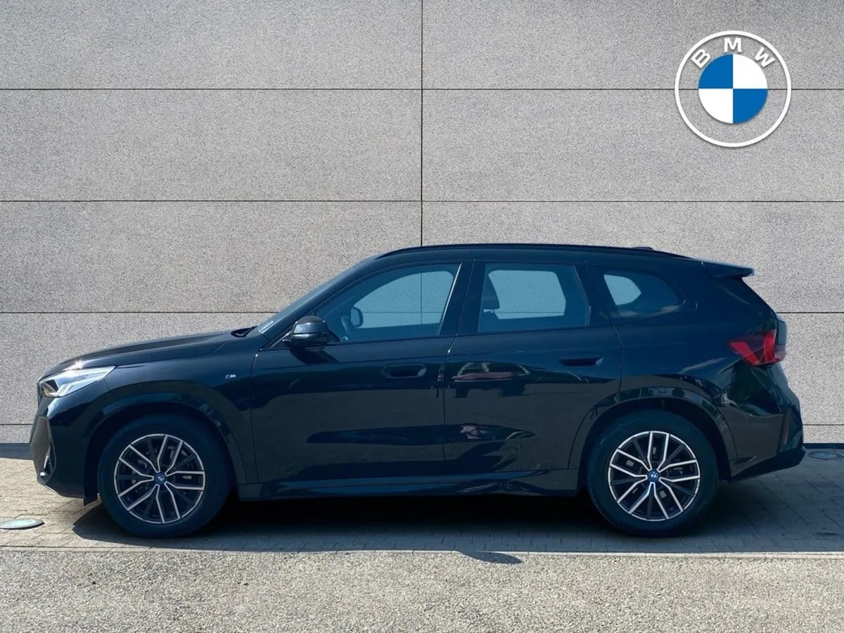 BMW iX1 Edrive20 M Sport - Image 4