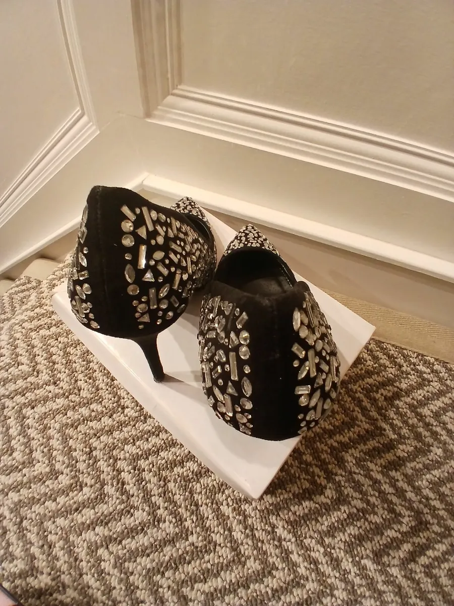 Ladies shoes - Image 2