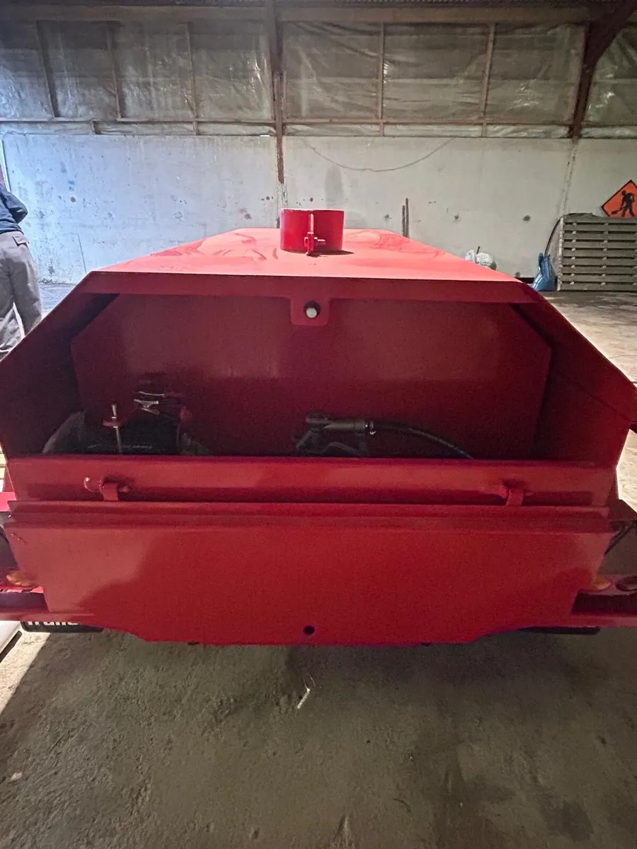 Fuel Bowser - Image 4