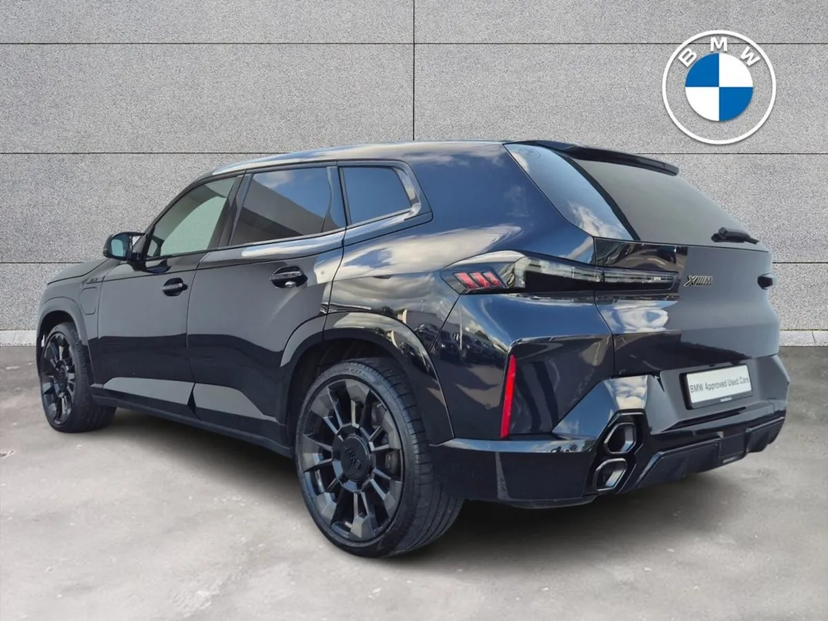 BMW XM 4.4 Litre Petrol Plug-in Hybrid - Image 3