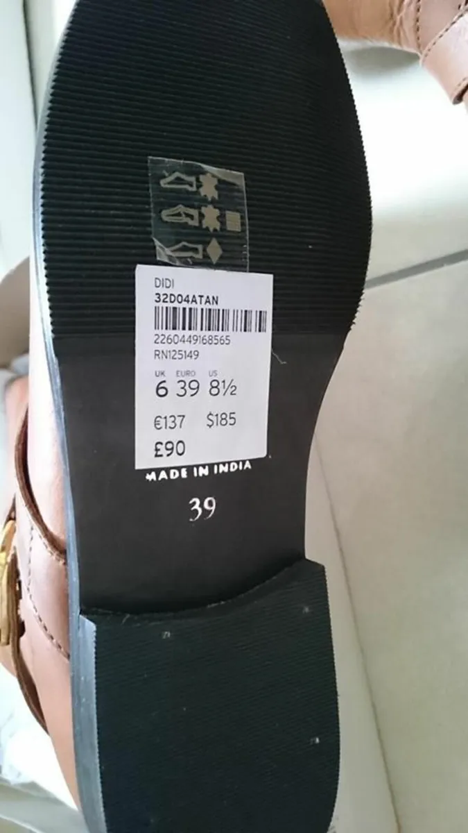 New brown leather boots size 6 (39) - Image 2