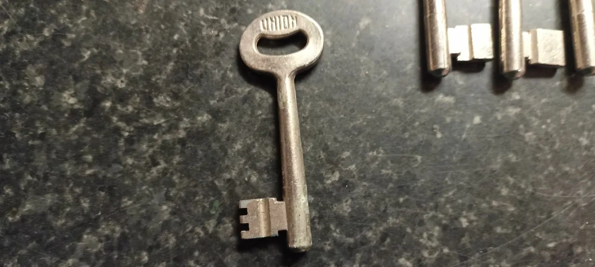 ,20 Union Mortice lock Key Blanks - Image 2