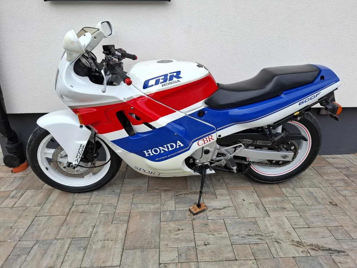 Honda cbr600 f1 - Image 2