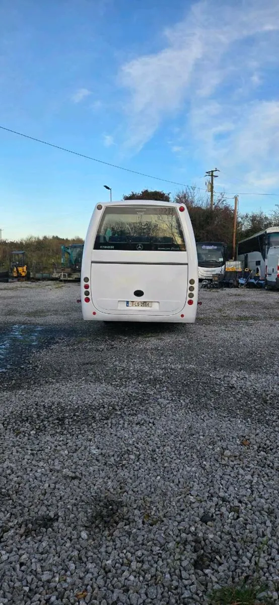 Mercedes Vario - Image 3